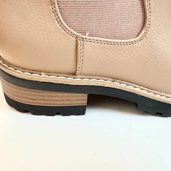 Universal Thread - NWOT Celina Tan Boots- sz. 8.5 - Picture 3 of 8